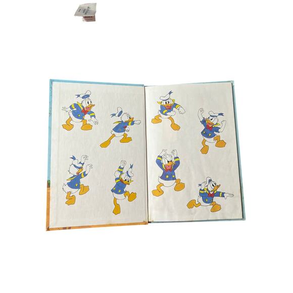 Disney's Donald Duck's Tallest Tale Wonderful World of Reading Hardcover Book - Picture 5 of 10
